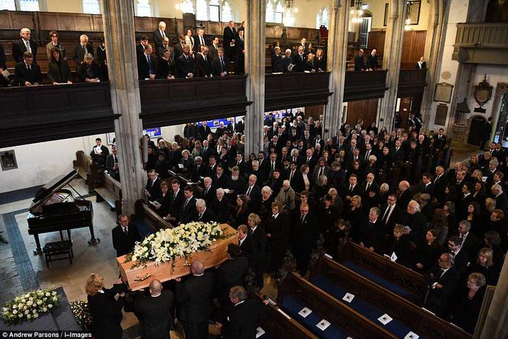Photo of mourners at Hawking funeral in the UK